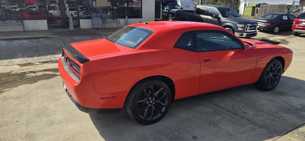 2019 Dodge Challenger Image 4