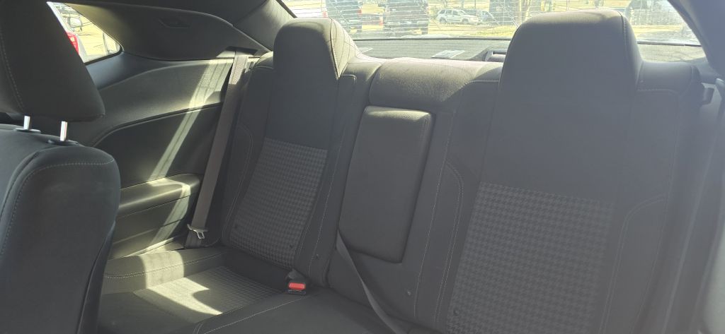 2019 Dodge Challenger Image 7