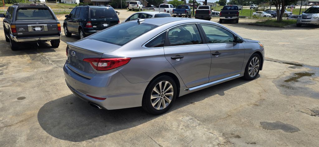 2016 Hyundai Sonata Image 3