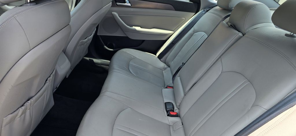 2016 Hyundai Sonata Image 6