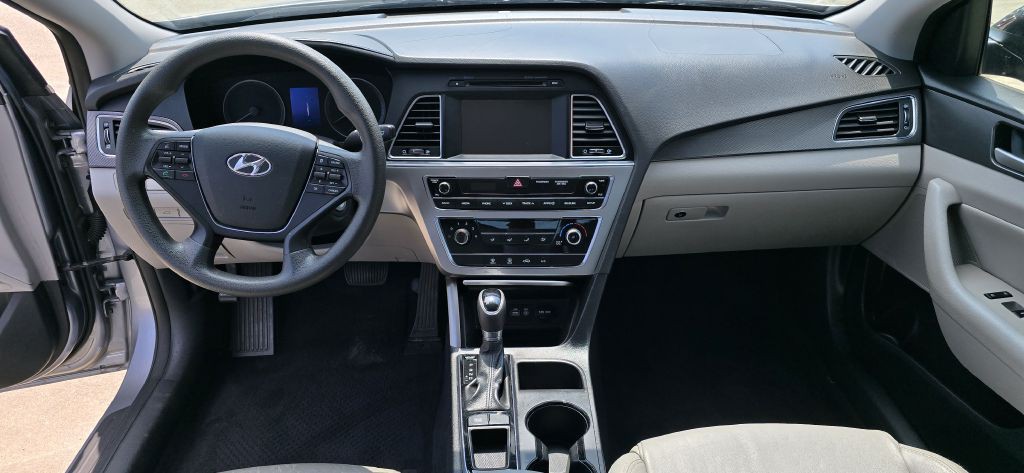 2016 Hyundai Sonata Image 7