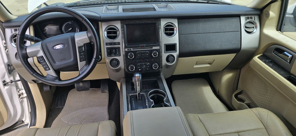 2015 Ford Expedition Image 8