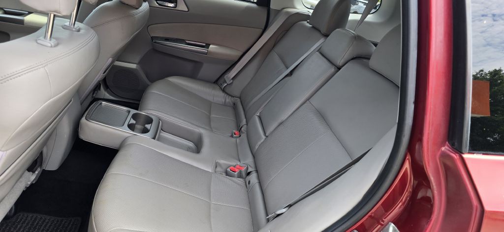 2013 Subaru Forester Image 6