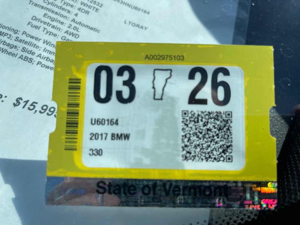 2017 BMW 3 Series Image 24