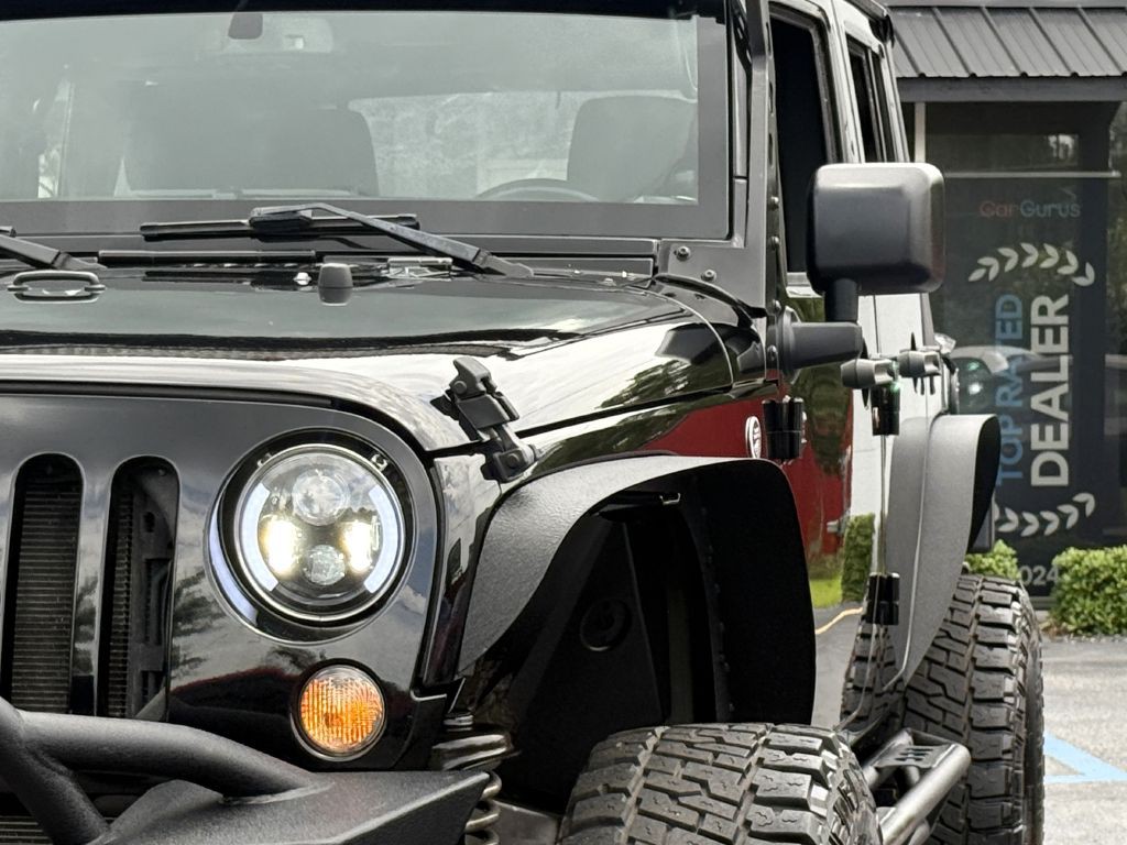 2017 Jeep Wrangler Unlimited Image 3