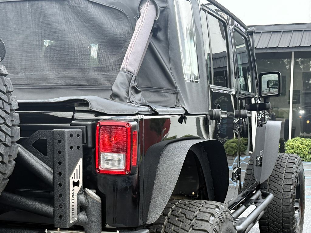2017 Jeep Wrangler Unlimited Image 8