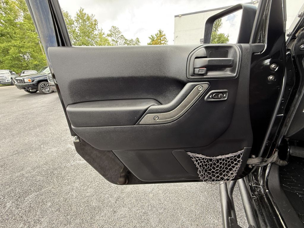 2017 Jeep Wrangler Unlimited Image 21