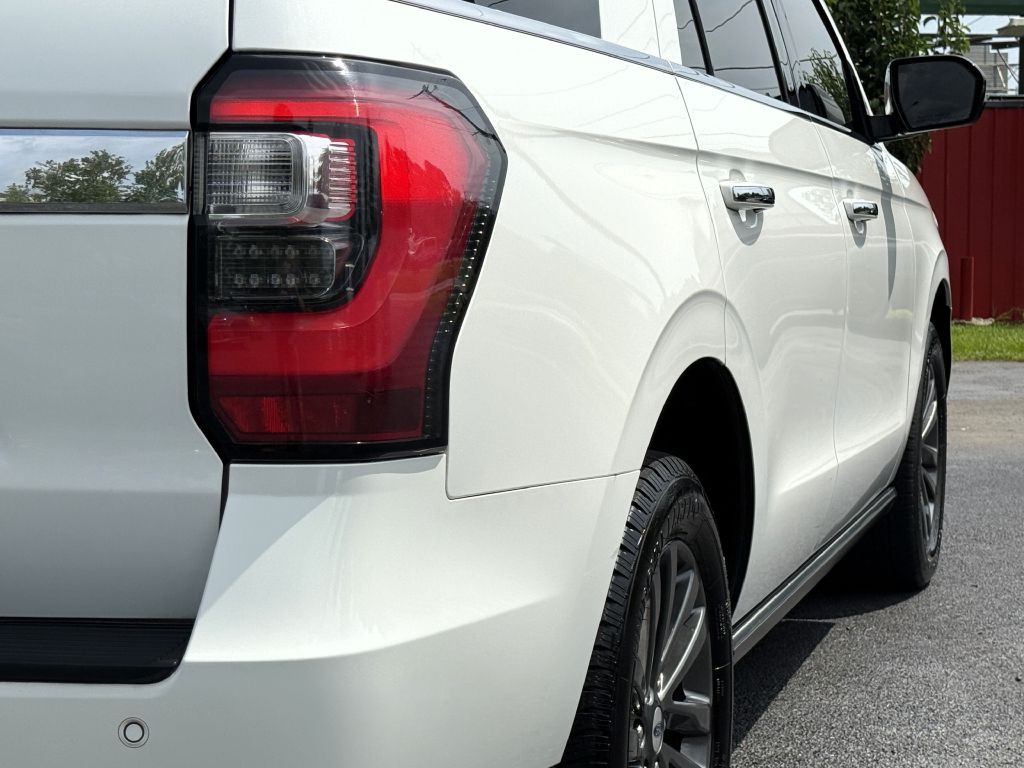 2021 Ford Expedition Image 9