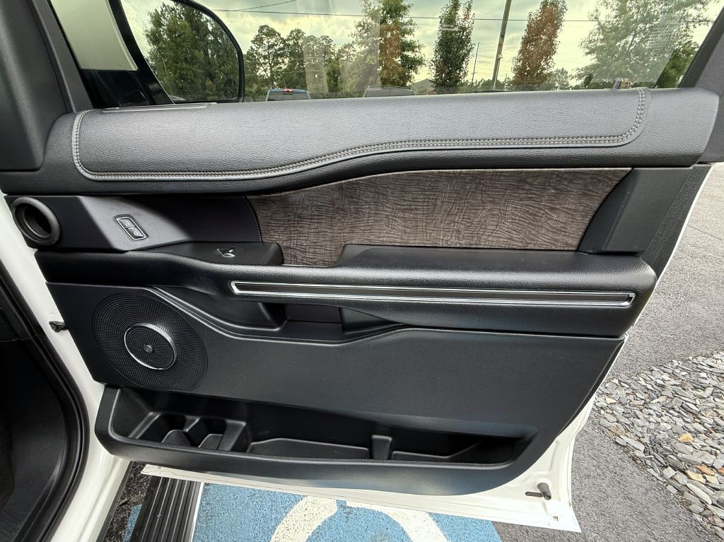 2021 Ford Expedition Image 32