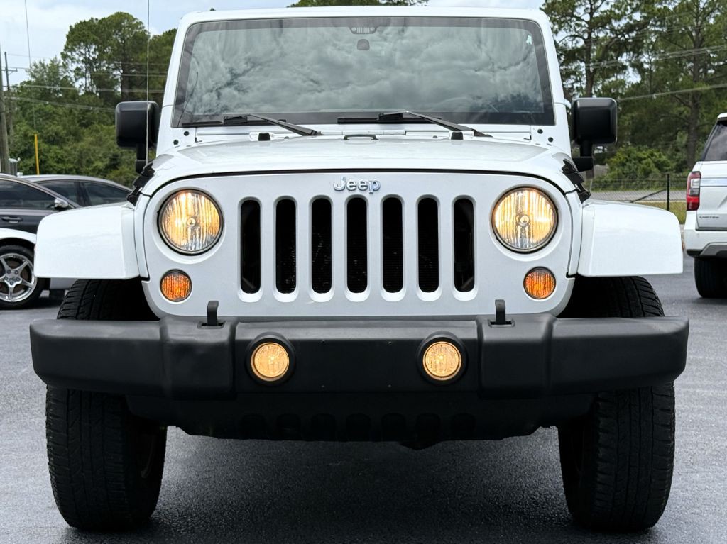 2016 Jeep Wrangler Unlimited Image 2
