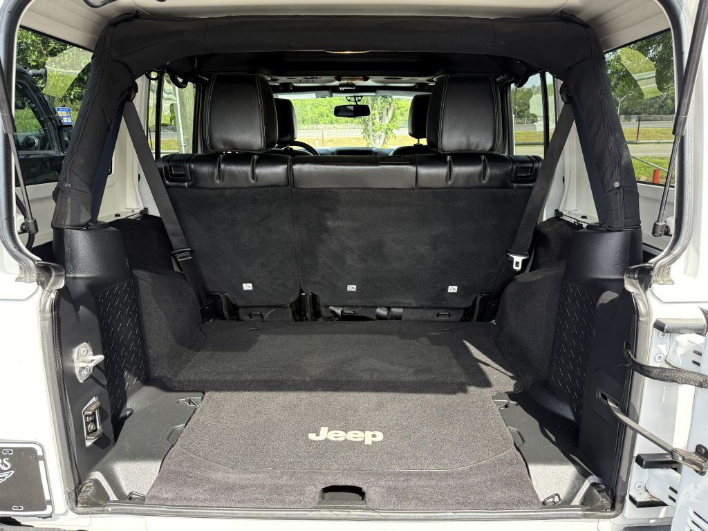 2016 Jeep Wrangler Unlimited Image 18