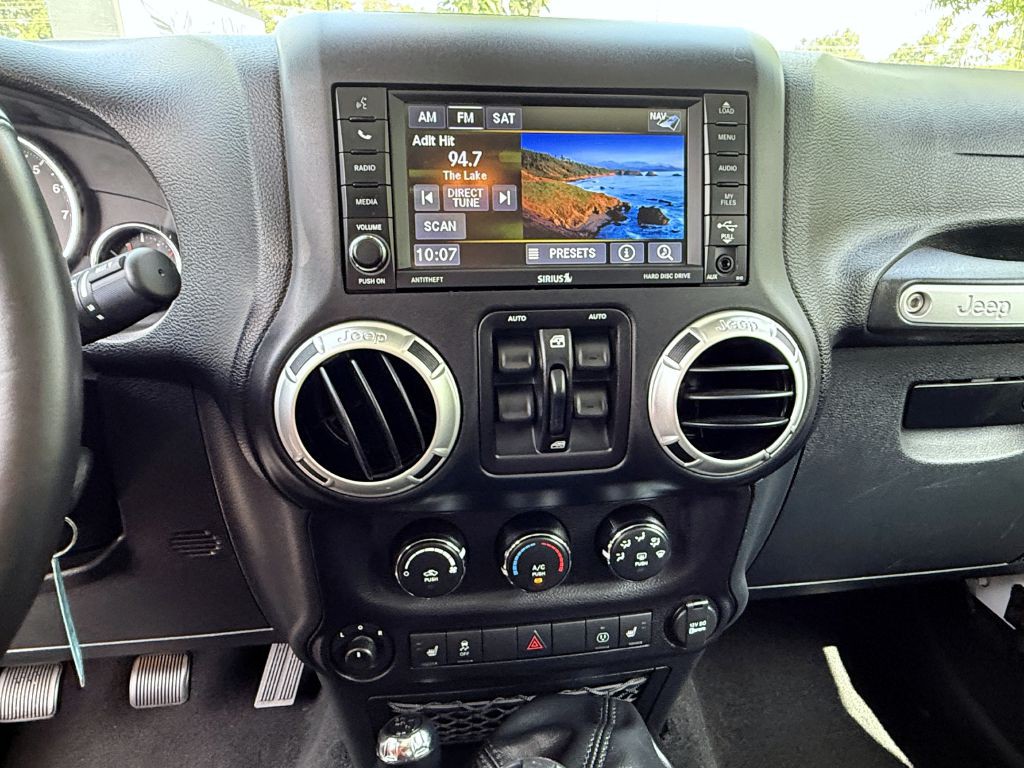 2016 Jeep Wrangler Unlimited Image 21