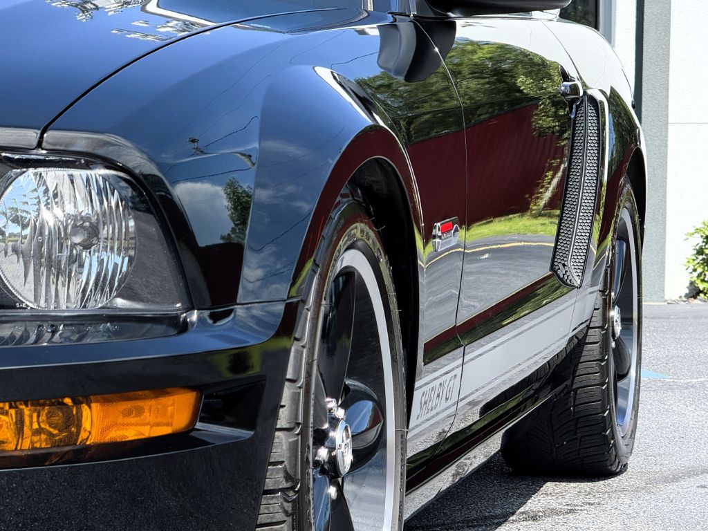 2007 Ford Mustang Image 3