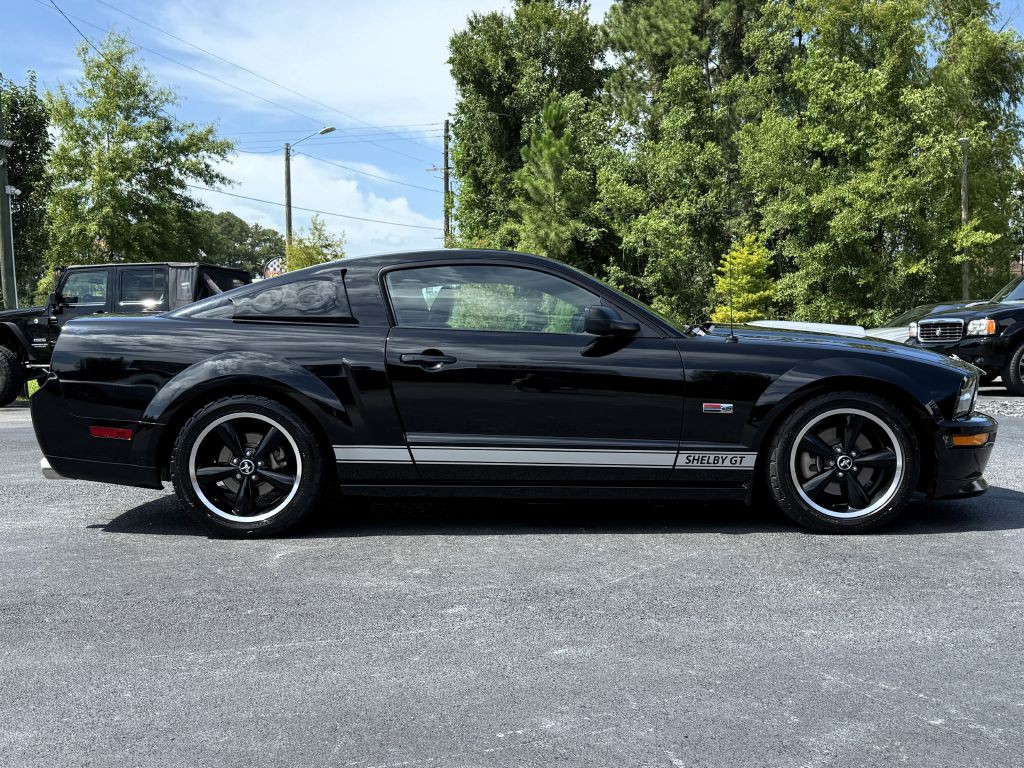 2007 Ford Mustang Image 10