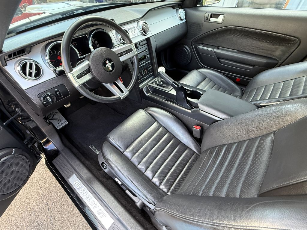 2007 Ford Mustang Image 13