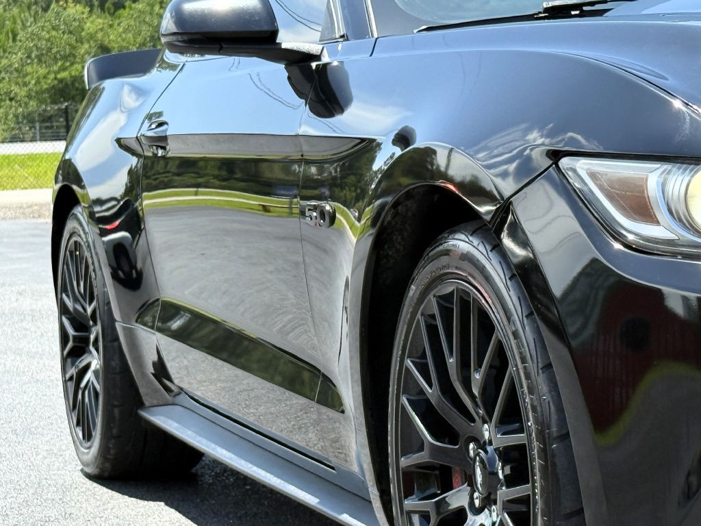 2016 Ford Mustang Image 12