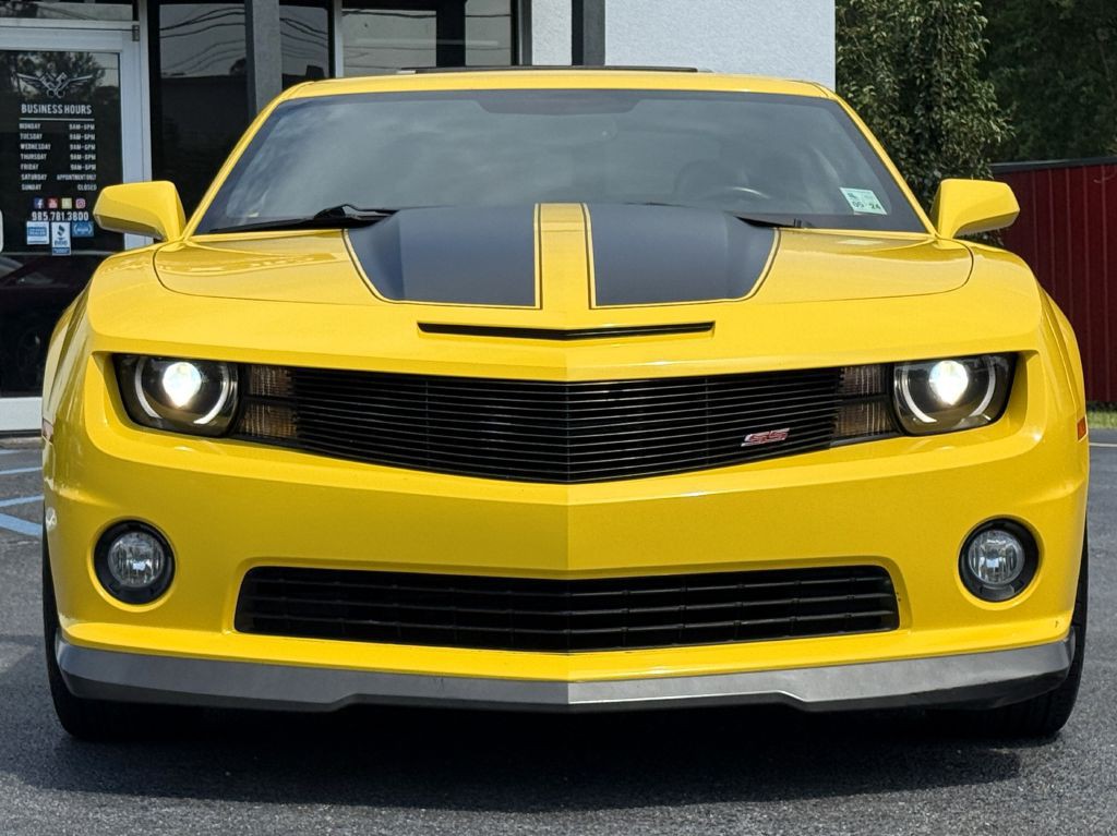 2011 Chevrolet Camaro Image 2