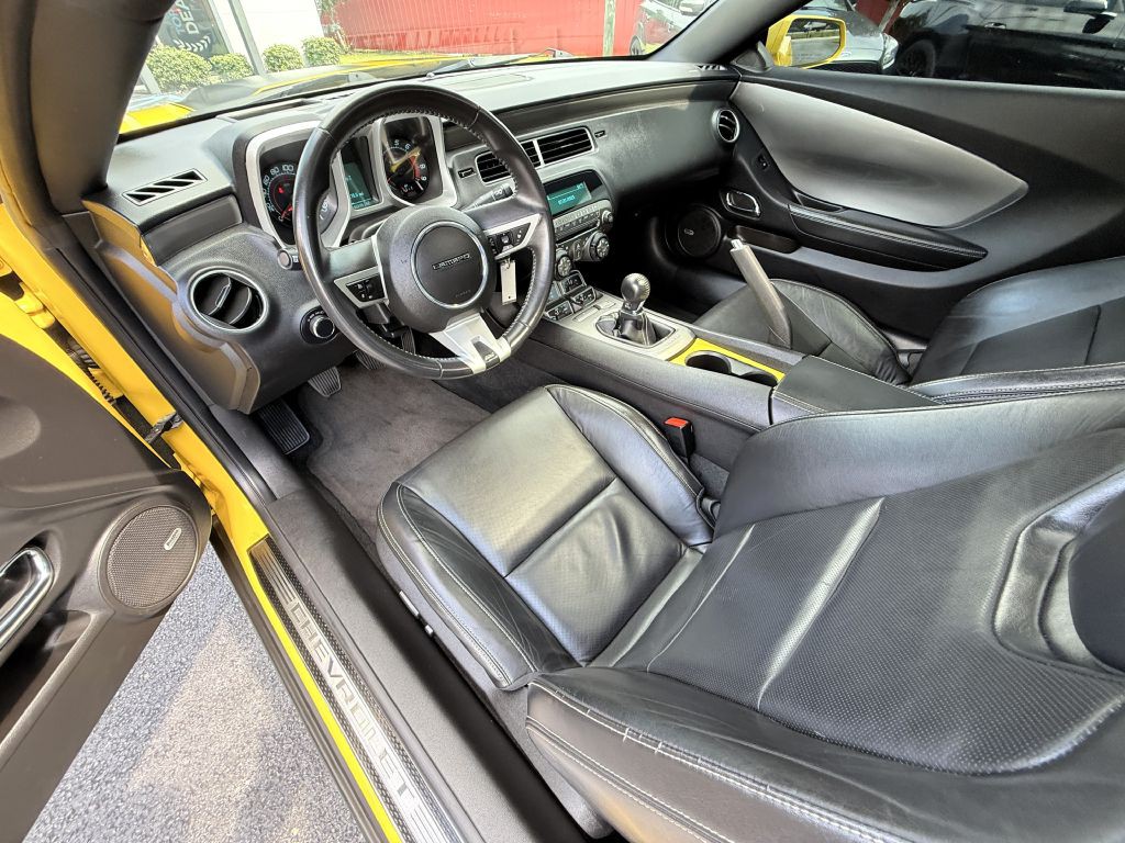 2011 Chevrolet Camaro Image 15
