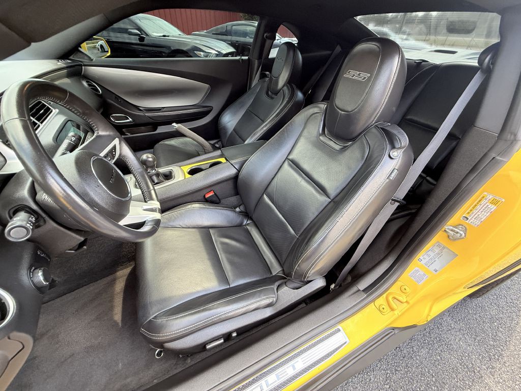 2011 Chevrolet Camaro Image 16