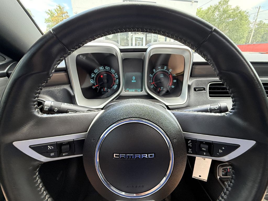 2011 Chevrolet Camaro Image 22