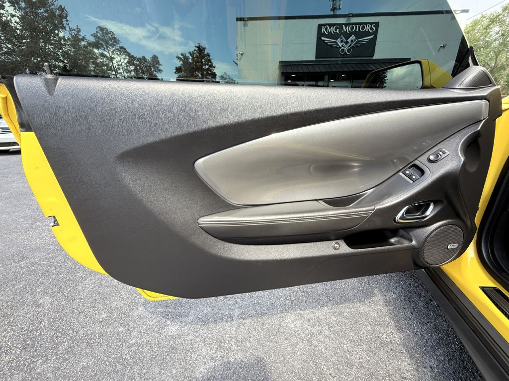 2011 Chevrolet Camaro Image 24