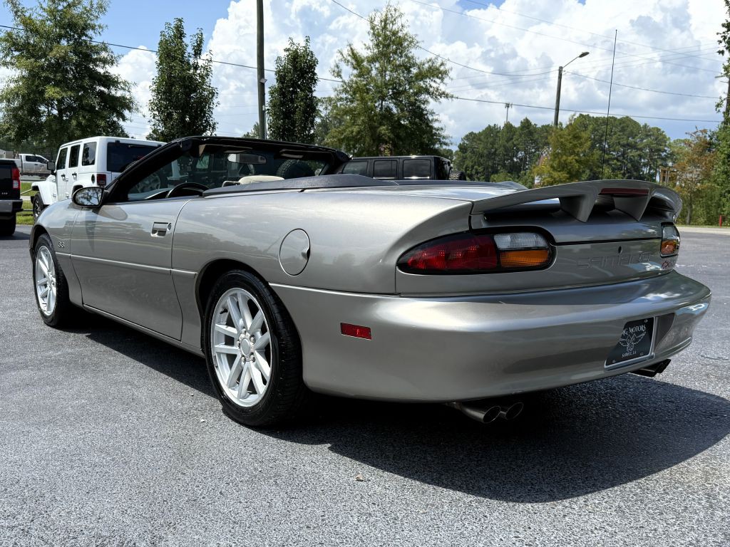 2002 Chevrolet Camaro Image 5