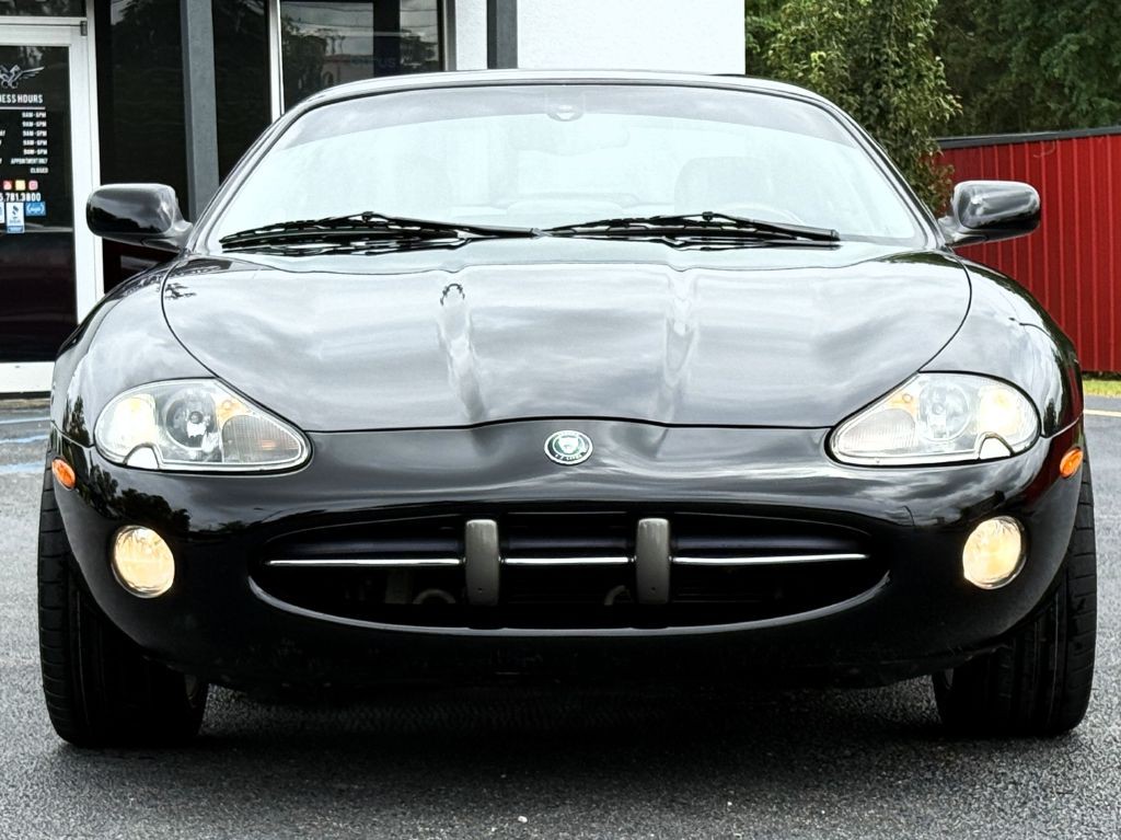 2004 Jaguar XK-Series Image 2