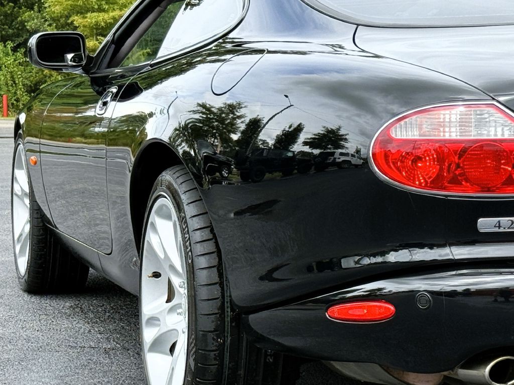 2004 Jaguar XK-Series Image 6