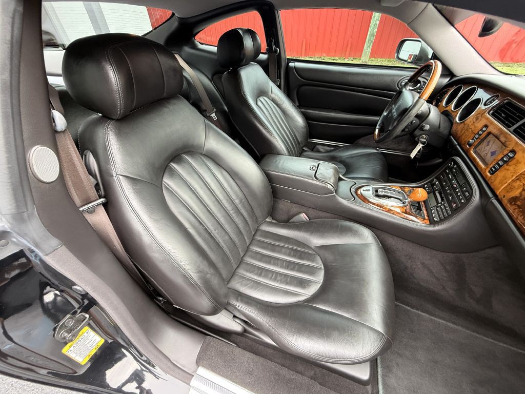 2004 Jaguar XK-Series Image 18