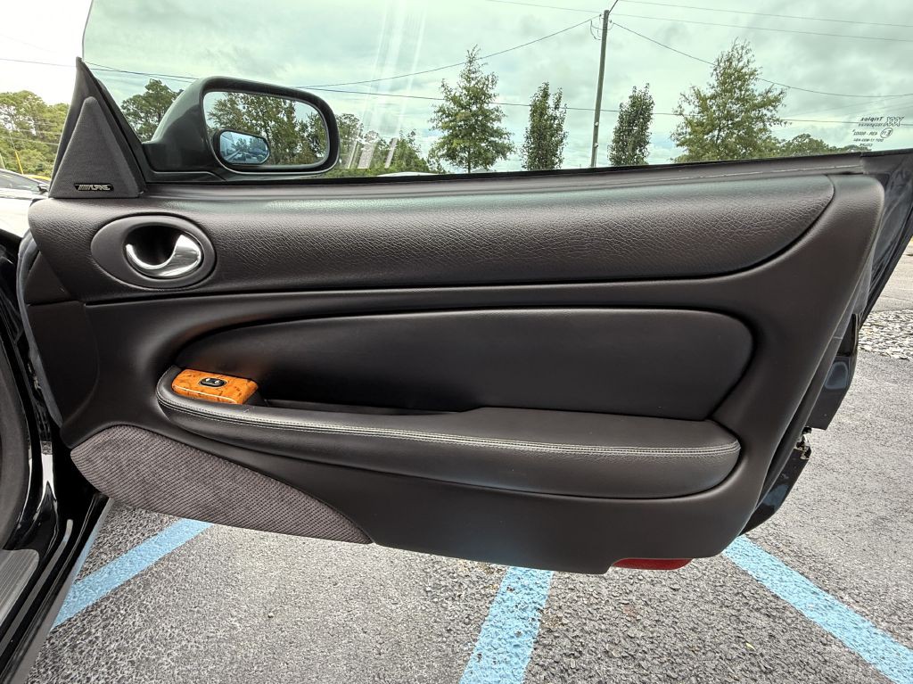2004 Jaguar XK-Series Image 24