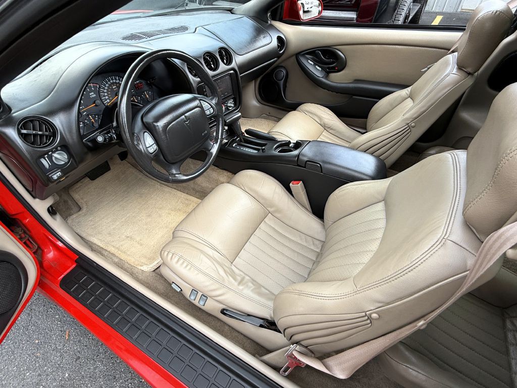 2000 Pontiac Firebird Image 15