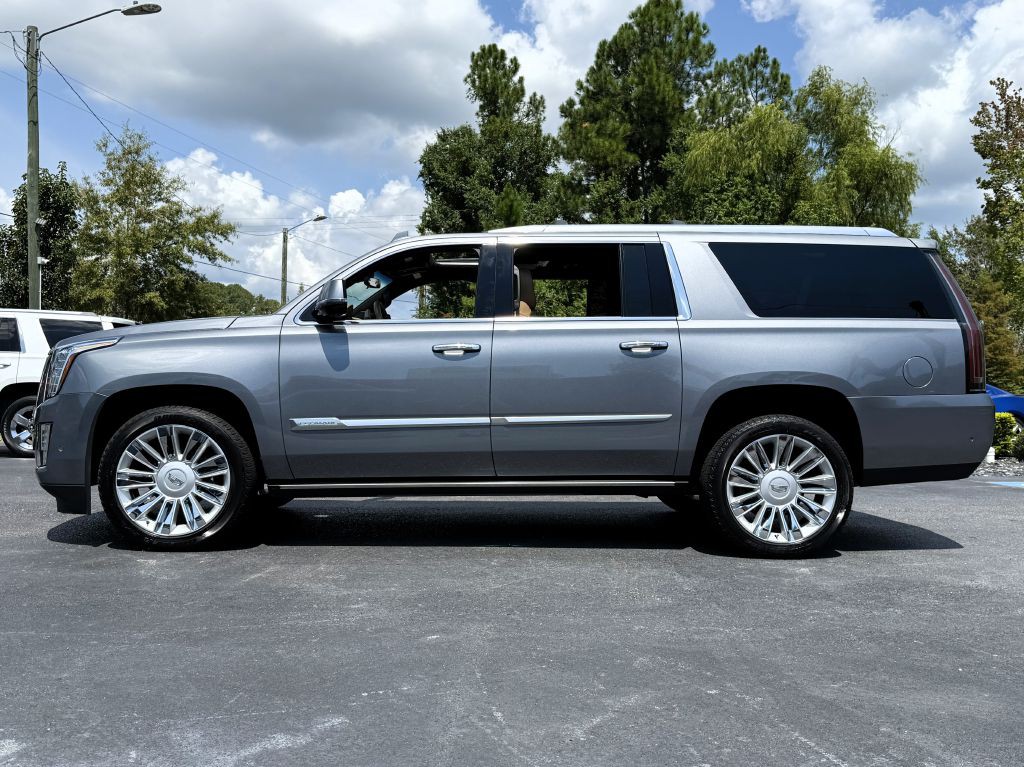 2019 Cadillac Escalade Image 5