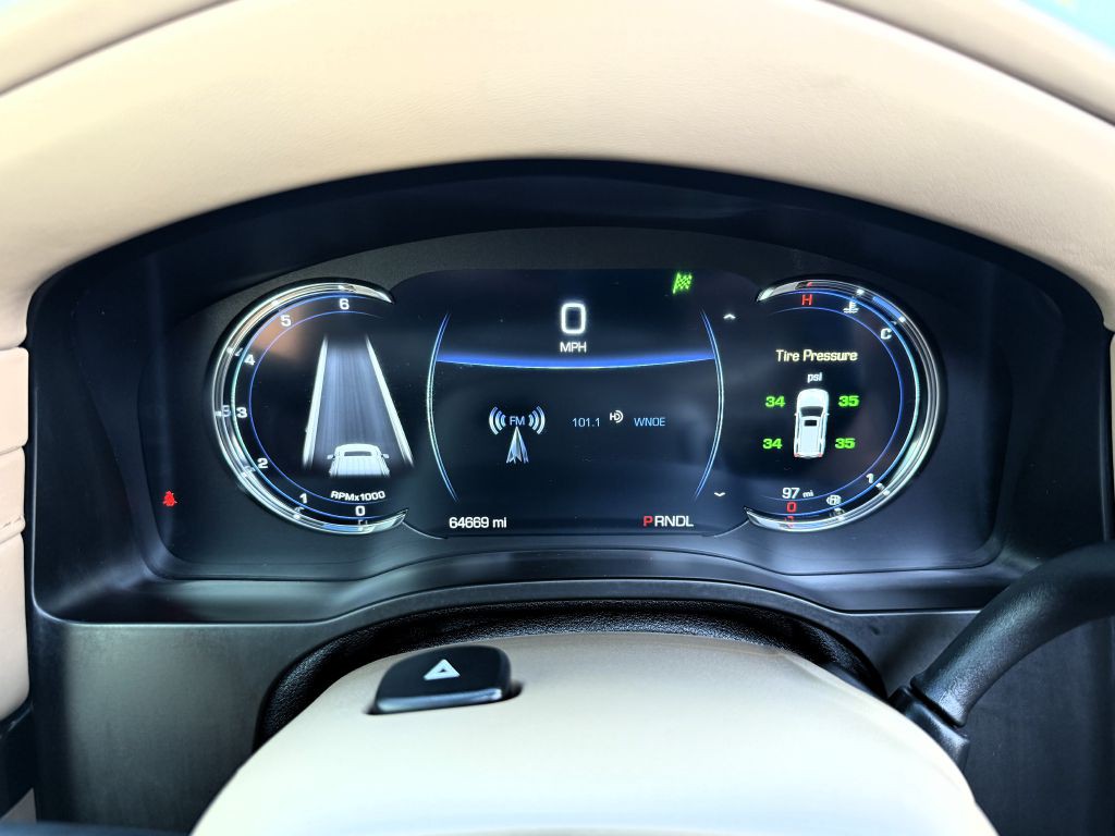 2019 Cadillac Escalade Image 24