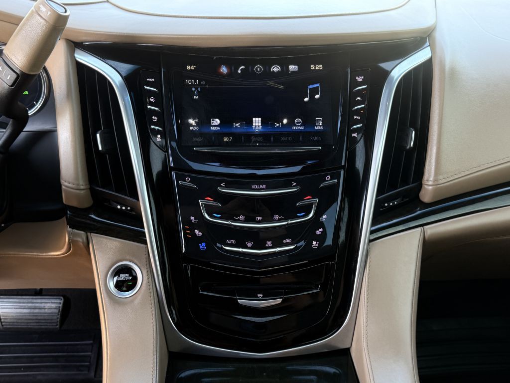 2019 Cadillac Escalade Image 26