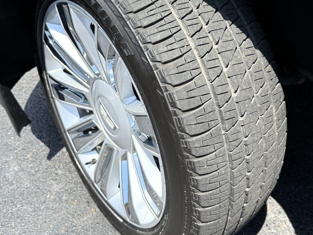 2019 Cadillac Escalade Image 37