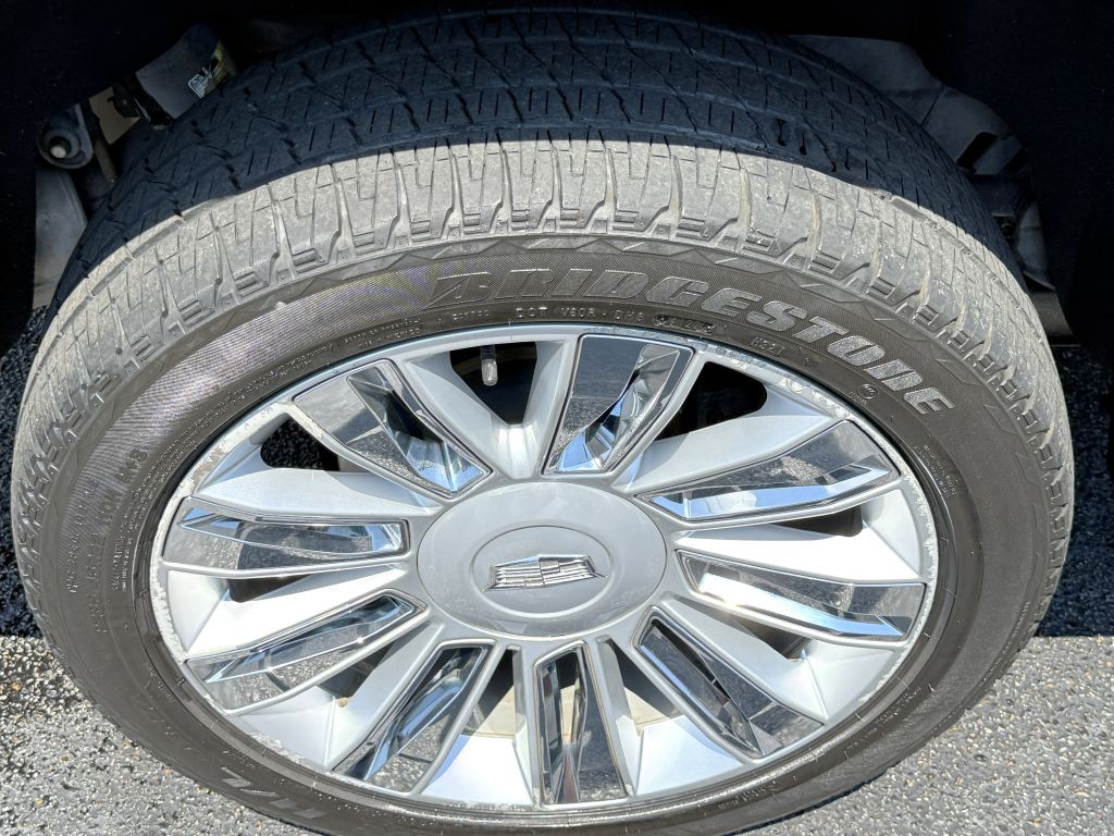 2019 Cadillac Escalade Image 40