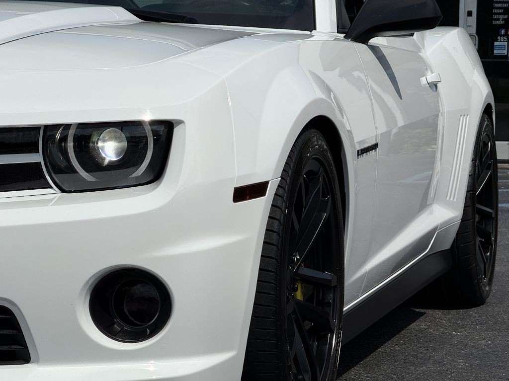 2011 Chevrolet Camaro Image 3