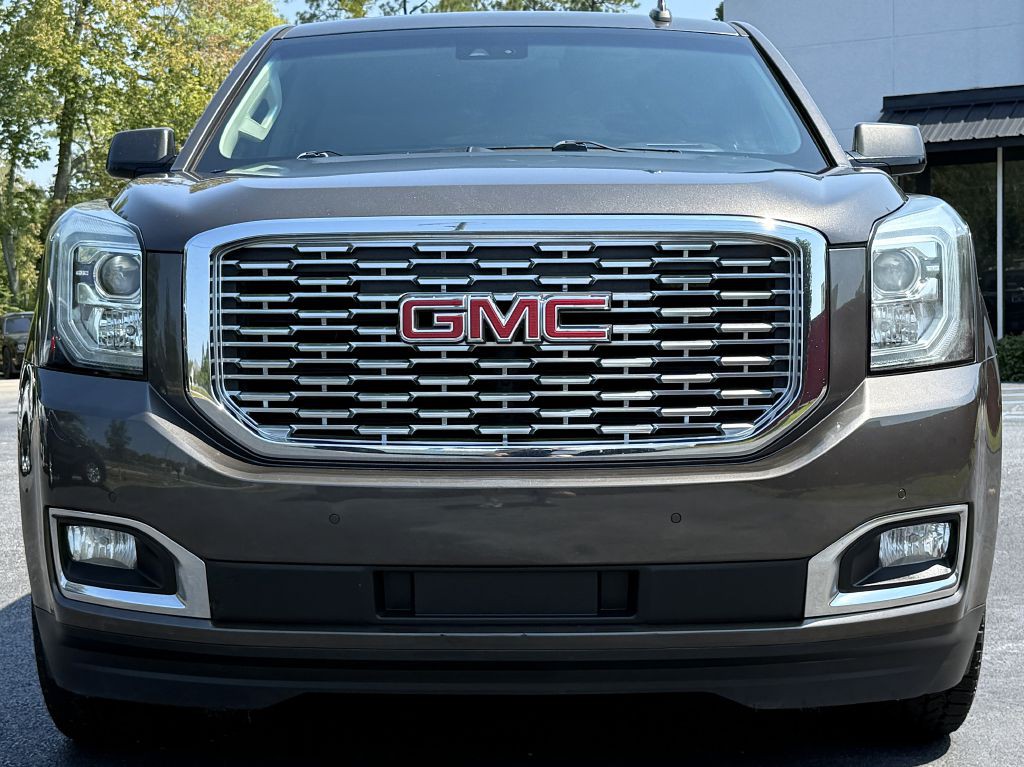 2019 GMC Yukon Image 2