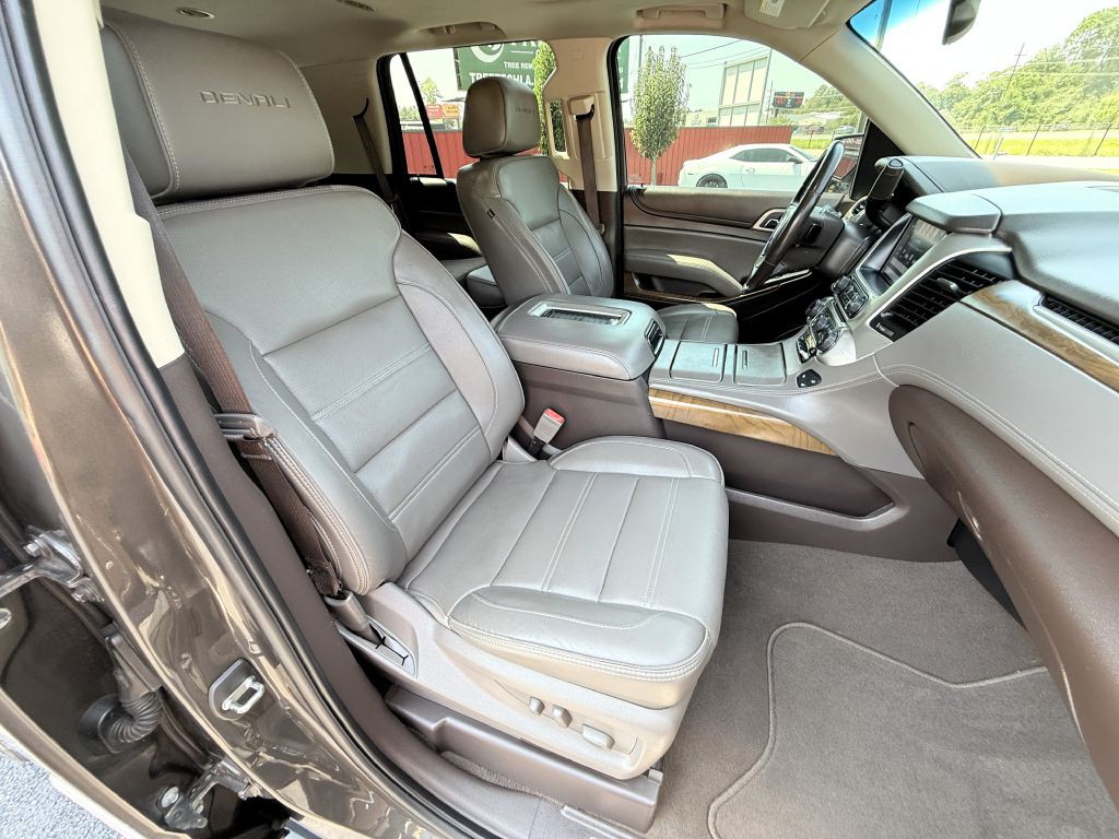2019 GMC Yukon Image 17