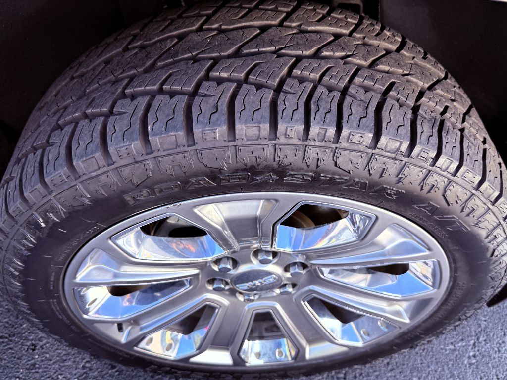 2019 GMC Yukon Image 35