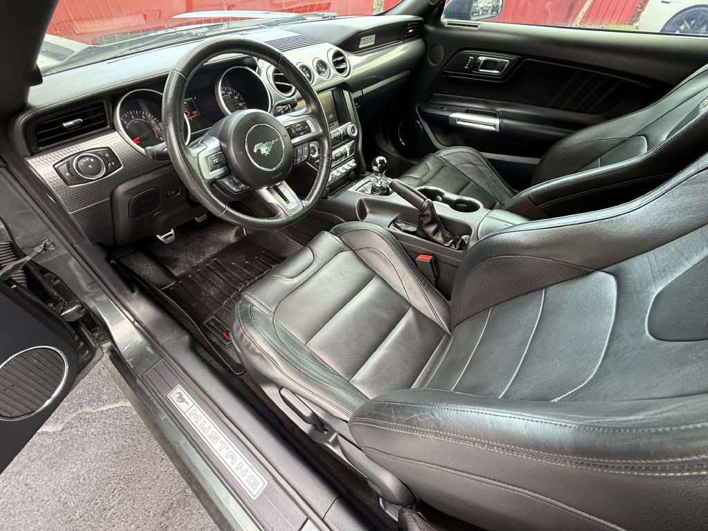2015 Ford Mustang Image 13