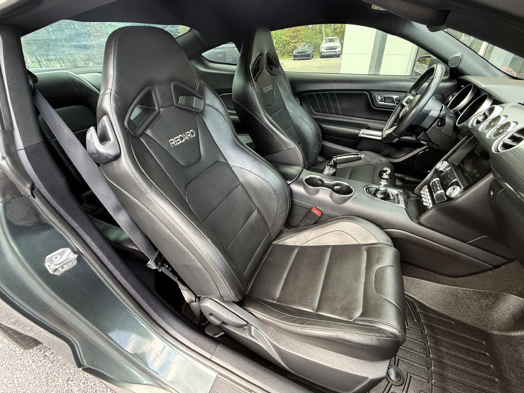 2015 Ford Mustang Image 16