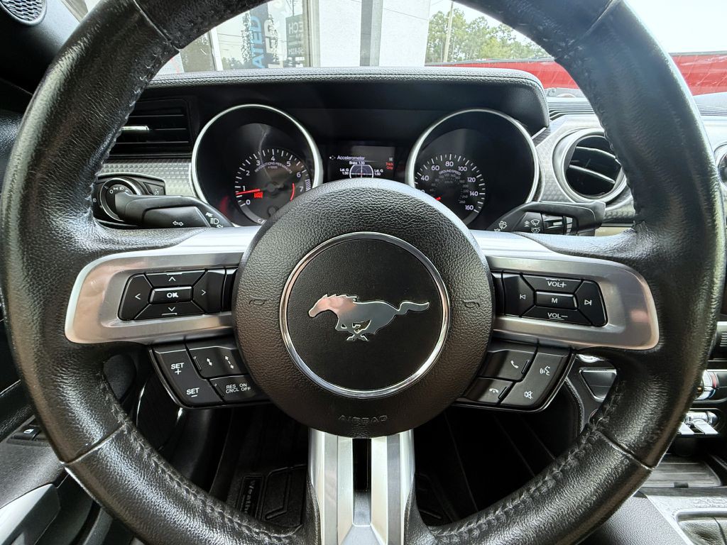 2015 Ford Mustang Image 19