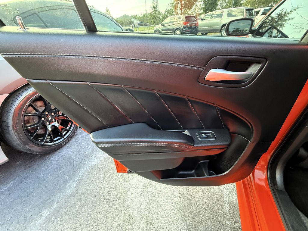 2019 Dodge Charger Image 25