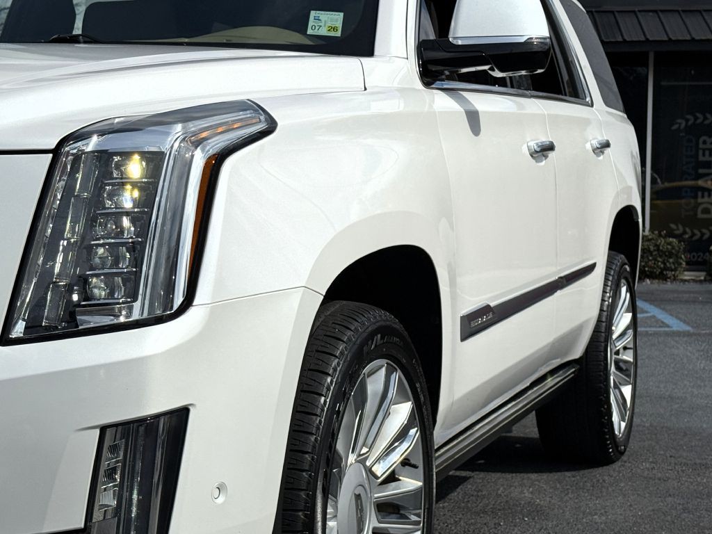 2019 Cadillac Escalade Image 4