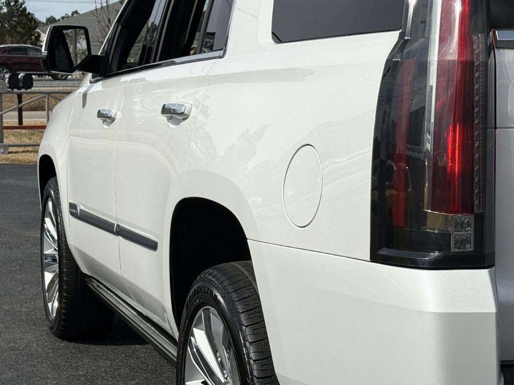 2019 Cadillac Escalade Image 7