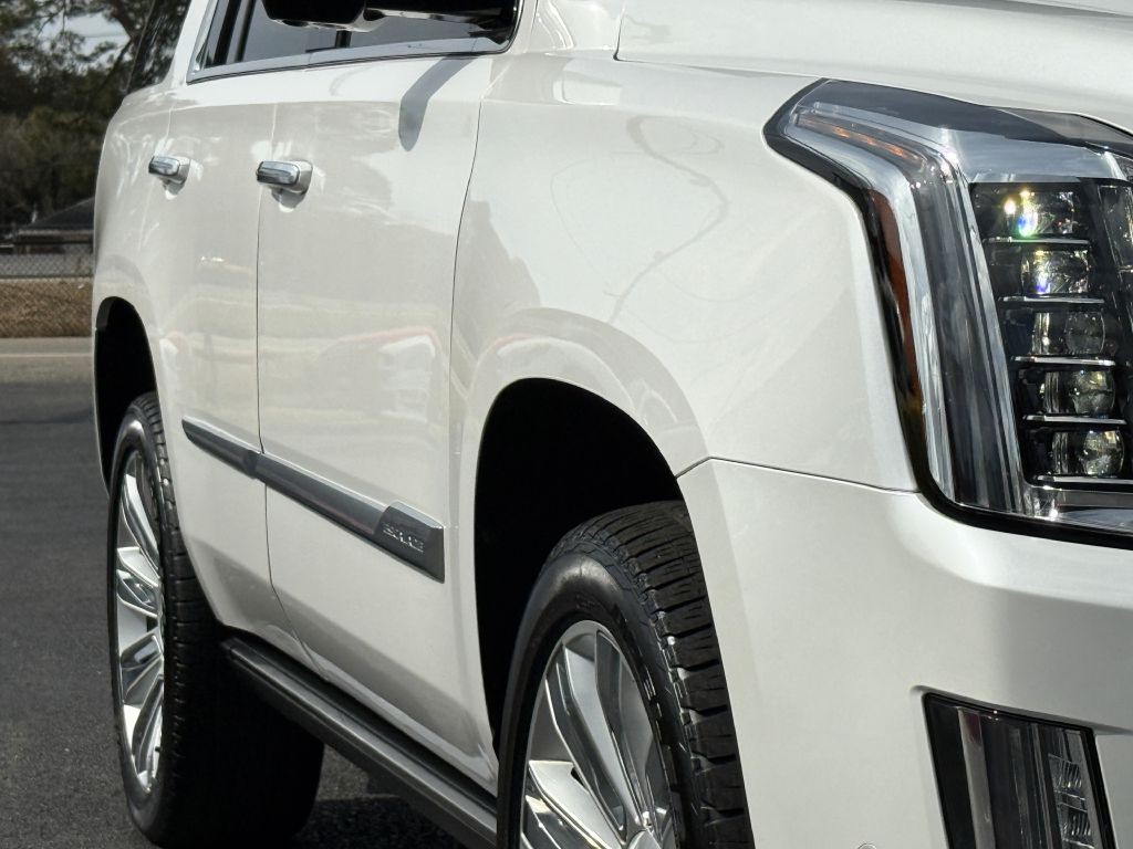 2019 Cadillac Escalade Image 13