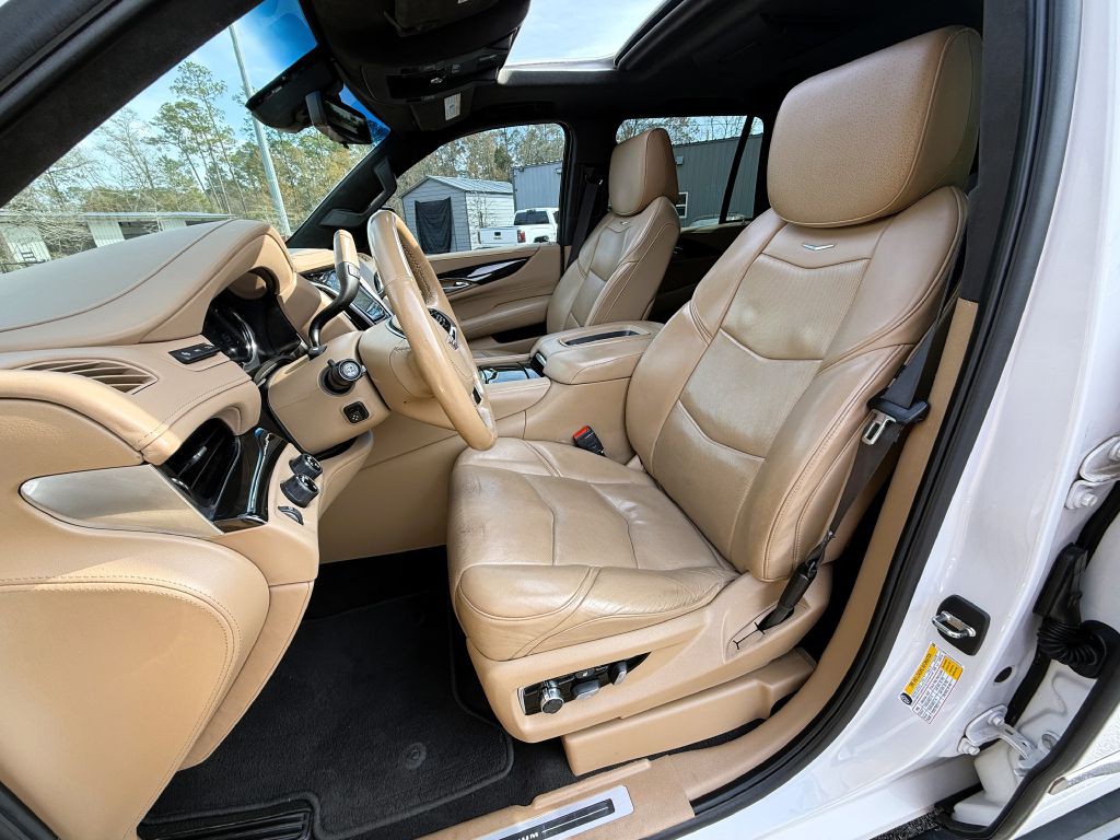2019 Cadillac Escalade Image 16
