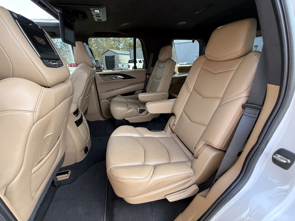 2019 Cadillac Escalade Image 18