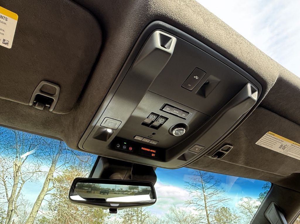 2019 Cadillac Escalade Image 23